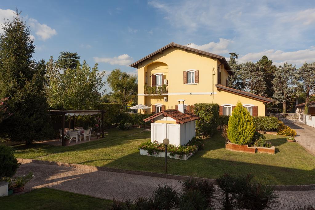 Nina Guest House Longare Exterior photo